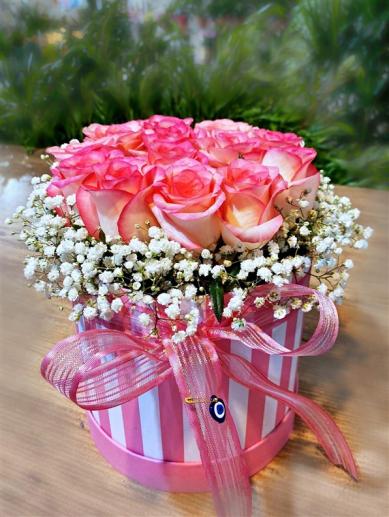 kutuda-15-adet-pembe-guller-arajman